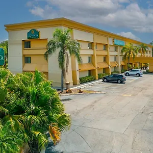 *** Hotel La Quinta By Wyndham Brandon West Estados Unidos