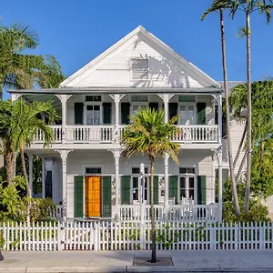 https://the-conch-house-heritage-inn.hotels-in-key-west.com