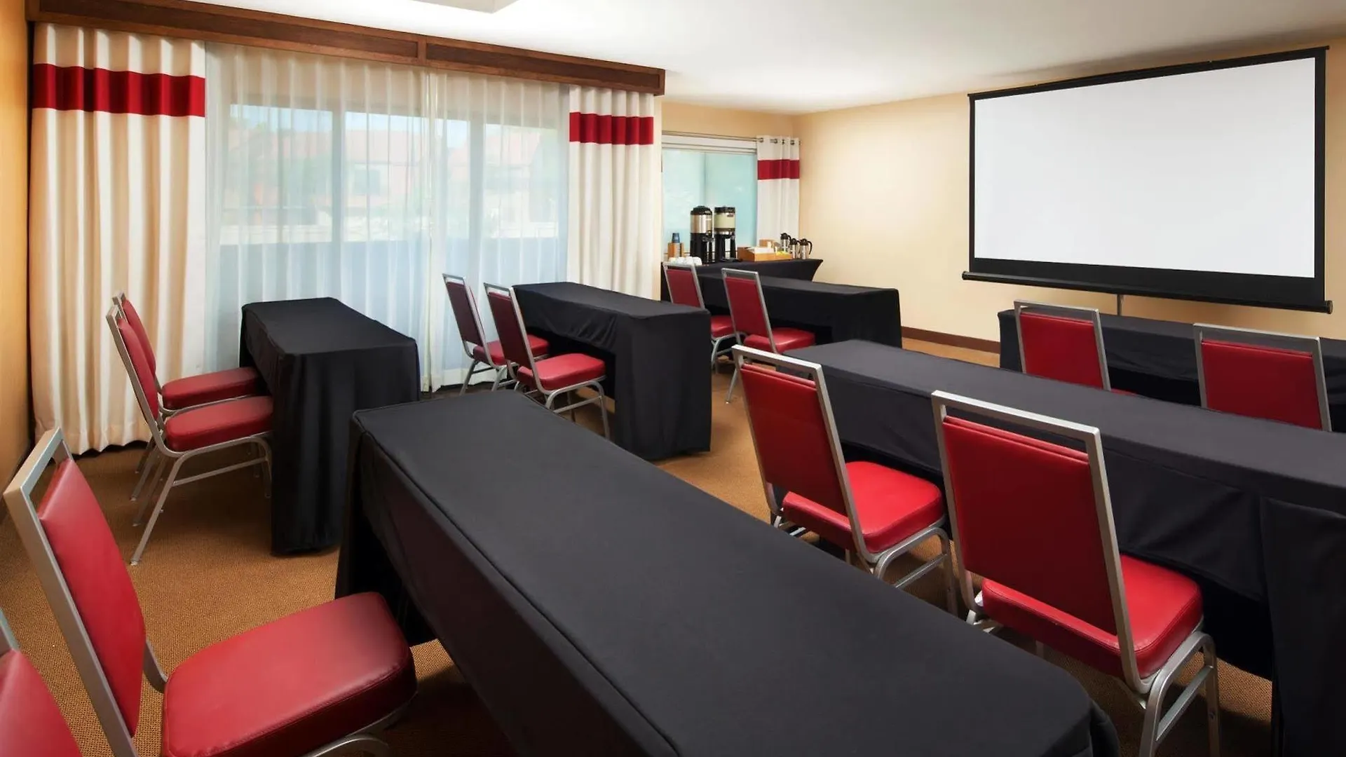 Four Points By Sheraton Phoenix South Mountain 4*,  Estados Unidos