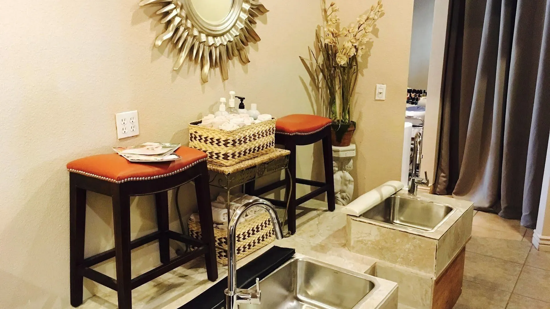 Hotel Four Points By Sheraton Phoenix South Mountain