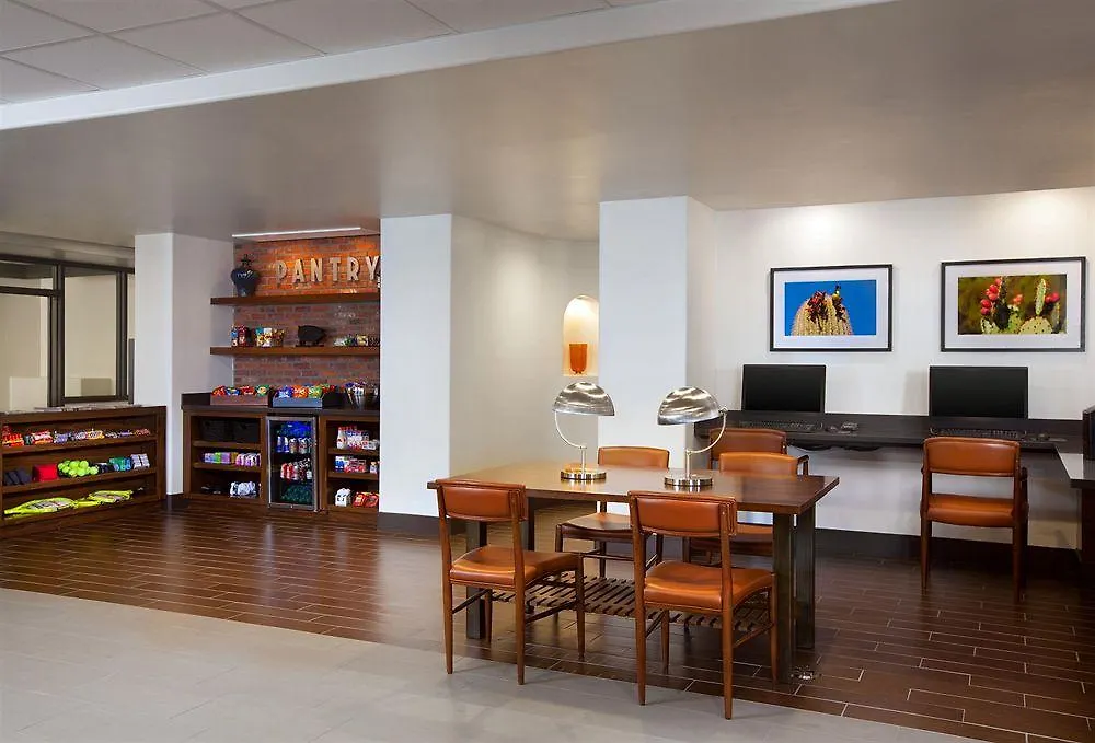 Four Points By Sheraton Phoenix South Mountain Hotel